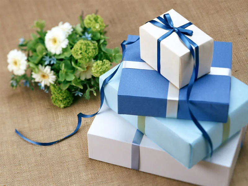 Wedding Gift Ideas to Impress the Bride and Groom